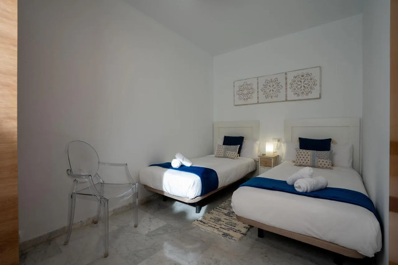 Reina Aixa- Apartamento Centro Гранада 0*,