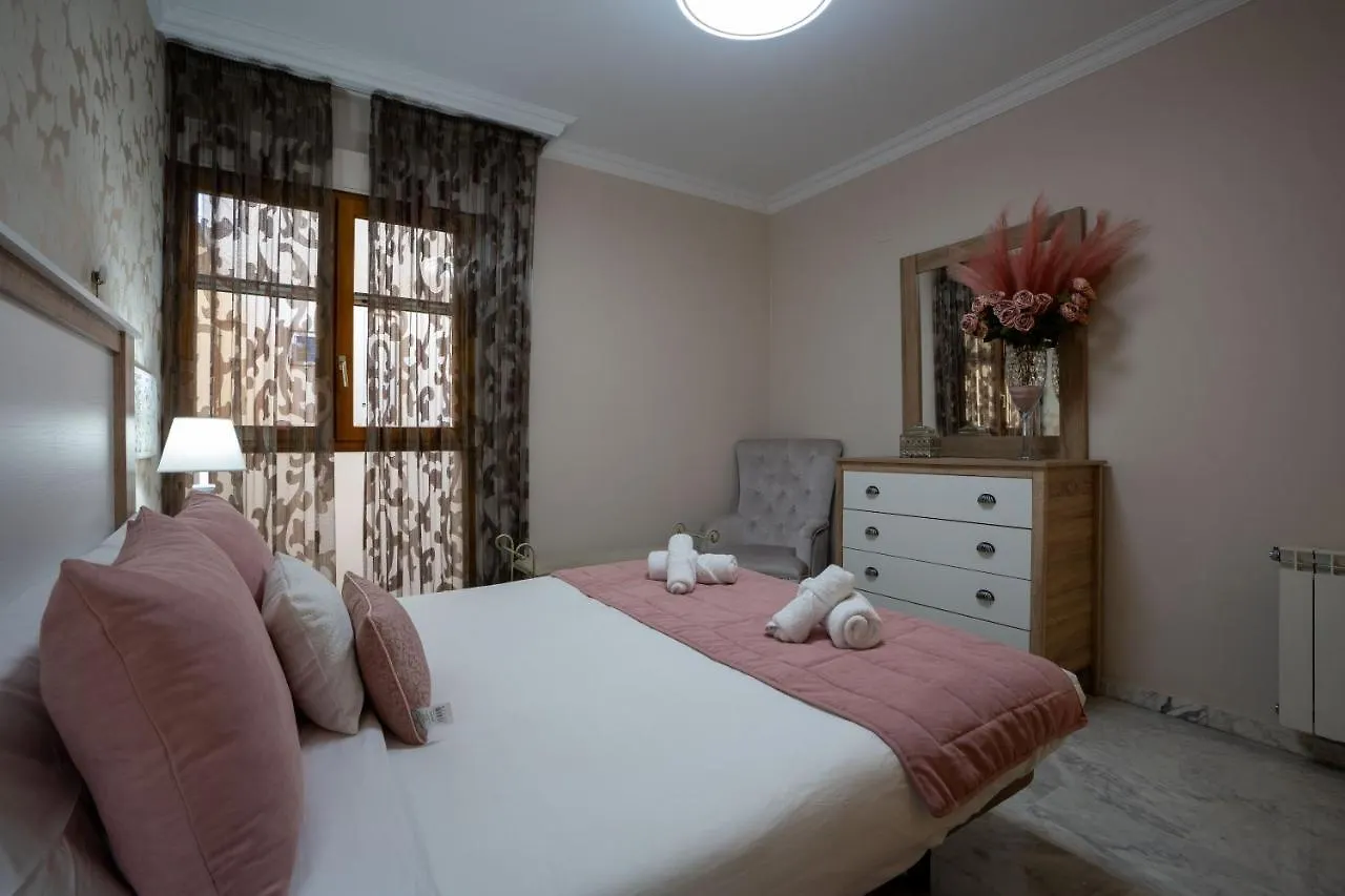 Reina Aixa- Apartamento Centro Гранада 0*,  Испания